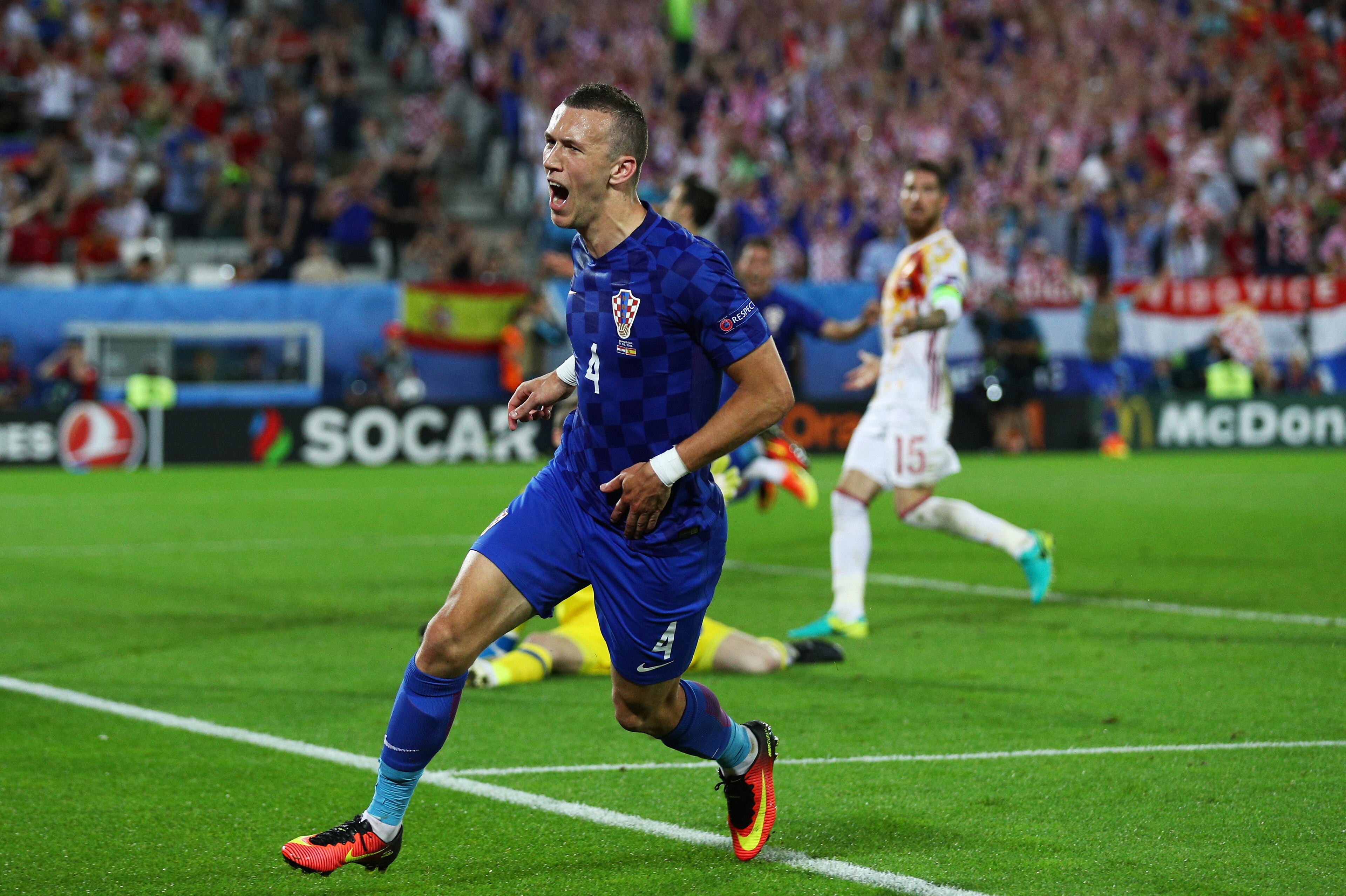 BORDEAUX, FRANCE - JUNE 21:  Ivan Perisic of Croatia celebrates scoring his team's second goal during the UEFA EURO 2016 Group D match between Croatia and Spain at Stade Matmut Atlantique on June 21, 2016 in Bordeaux, France.  (Photo by Ian Walton/Getty Images)