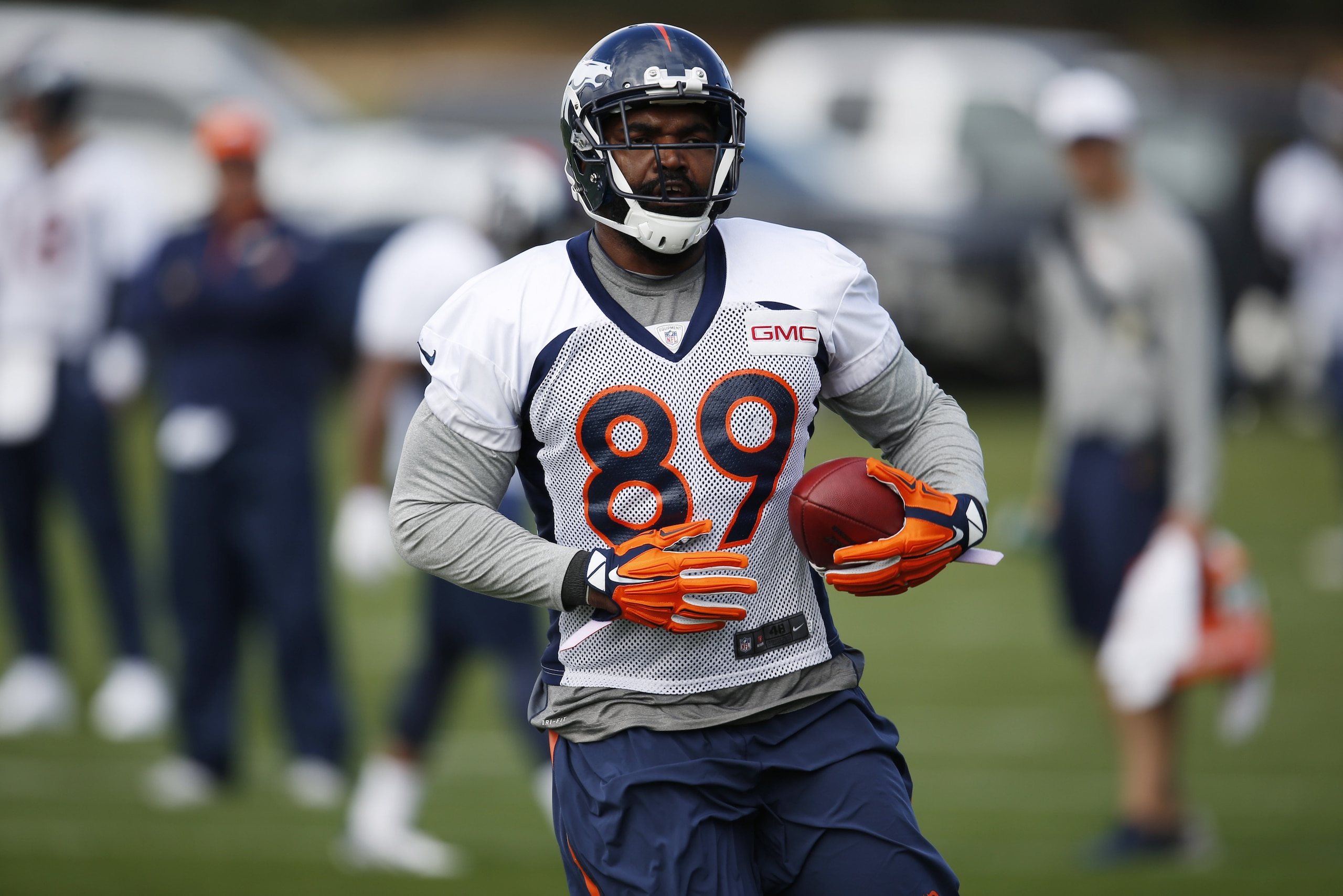 Denver Broncos tight end Richard Gordon (89) during an NFL practice session at the team's headquarters Wednesday, Nov. 4, 2015, in Englewood, Colo. (AP Photo/David Zalubowski)