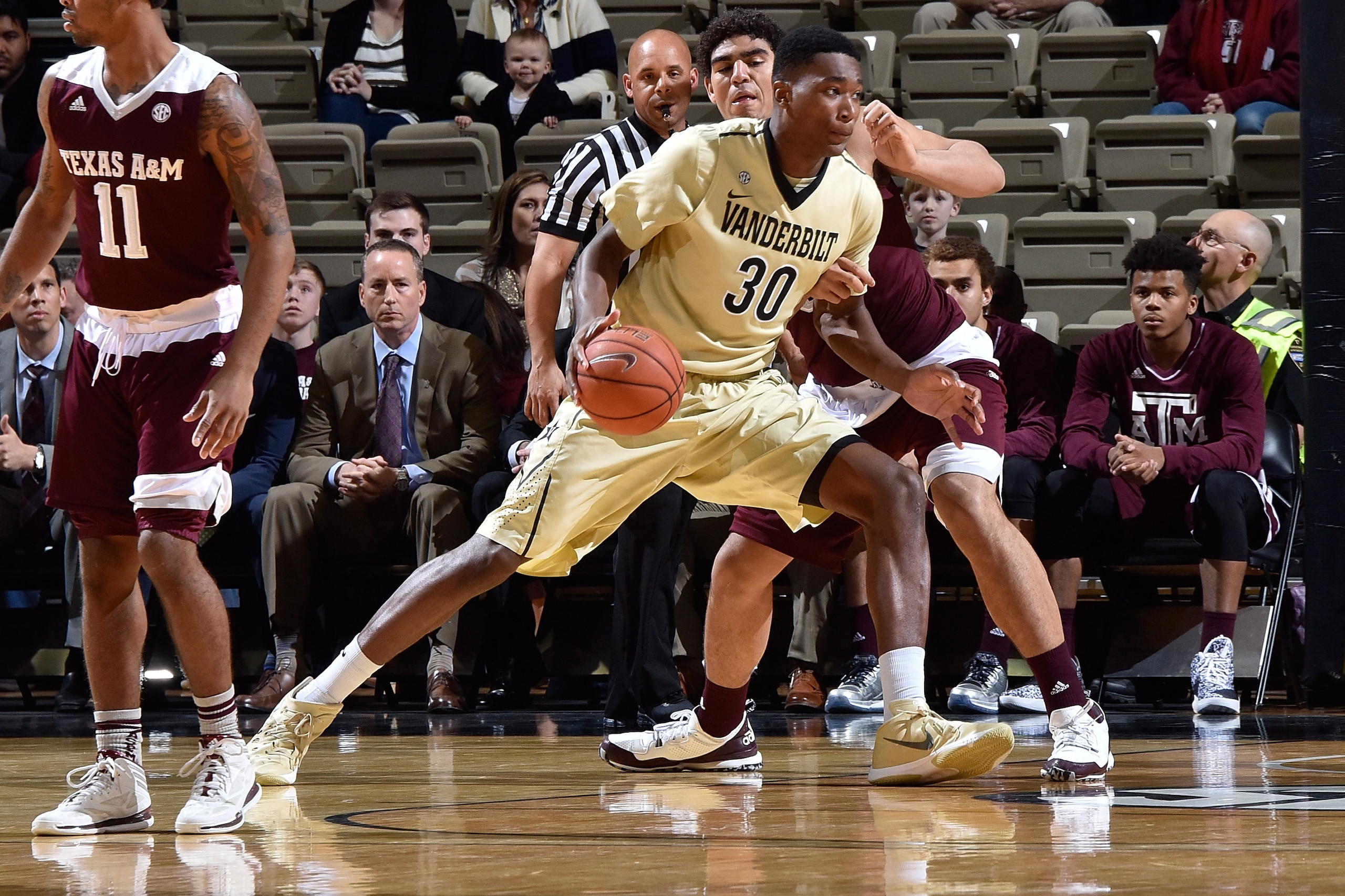 NASHVILLE, TENNESSEE - FEBRUARY 04:  Damian Jones #30 of the Vanderbilt Commodores plays against the Texas A&M Aggies at Memorial Gym on February 4, 2016 in Nashville, Tennessee.  (Photo by Frederick Breedon/Getty Images)