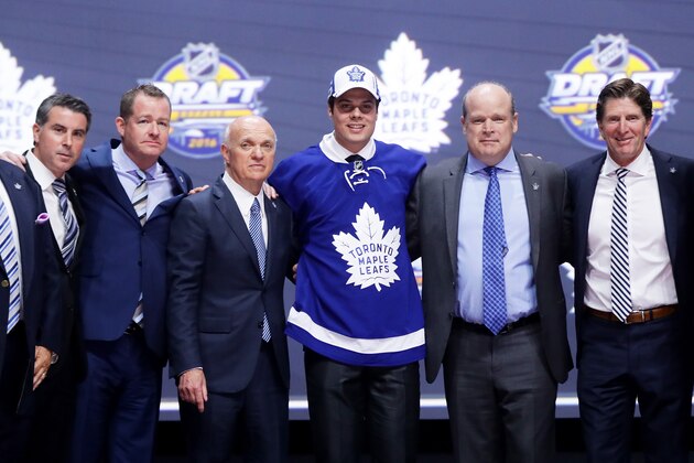 BUFFALO, NY - JUNE 24:  Auston Matthews celebrates onstage with the Toronto Maple Leafs after being selected first overall by the Toronto Maple Leafs during round one of the 2016 NHL Draft on June 24, 2016 in Buffalo, New York.  (Photo by Bruce Bennett/Getty Images)