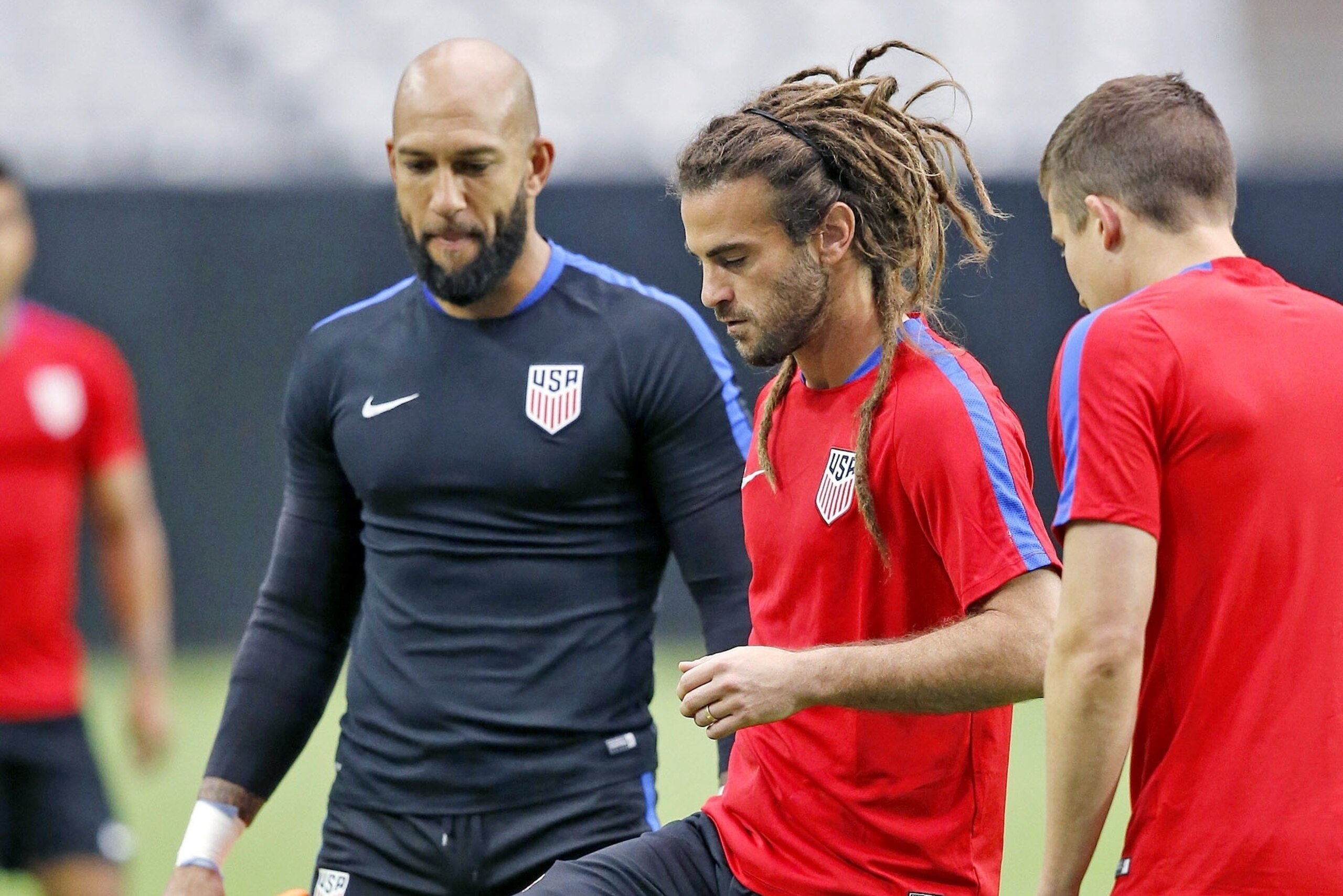 United States' Kyle Beckerman, center, kicks the ball as goalie Tim Howard, left, and Matt Besler, right, look on during practice at the Copa America Centenario soccer tournament Thursday, June 23, 2016, in Glendale, Ariz. (AP Photo/Ross D. Franklin) United States' Kyle Beckerman, center, kicks the ball as goalie Tim Howard, left, and Matt Besler, right, look on during practice at the Copa America Centenario soccer tournament Thursday, June 23, 2016, in Glendale, Ariz. (AP Photo/Ross D. Franklin)