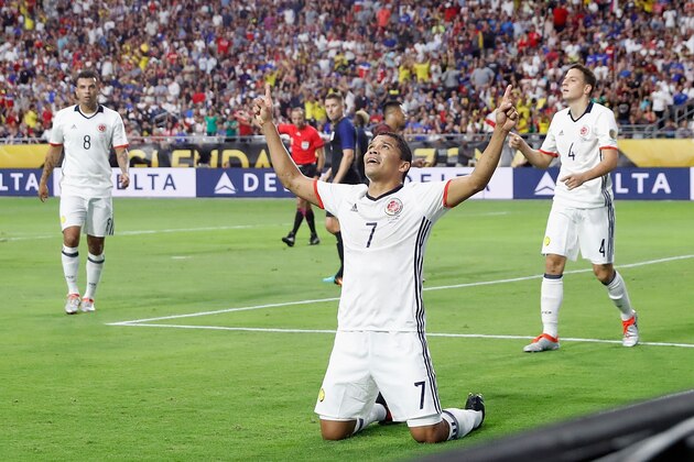 GLENDALE, AZ - JUNE 25:  Carlos Bacca #7 of Colombia celebrates his first half goal against the United States during the 2016 Copa America Centenario third place match at University of Phoenix Stadium on June 25, 2016 in Glendale, Arizona.  (Photo by Christian Petersen/Getty Images)