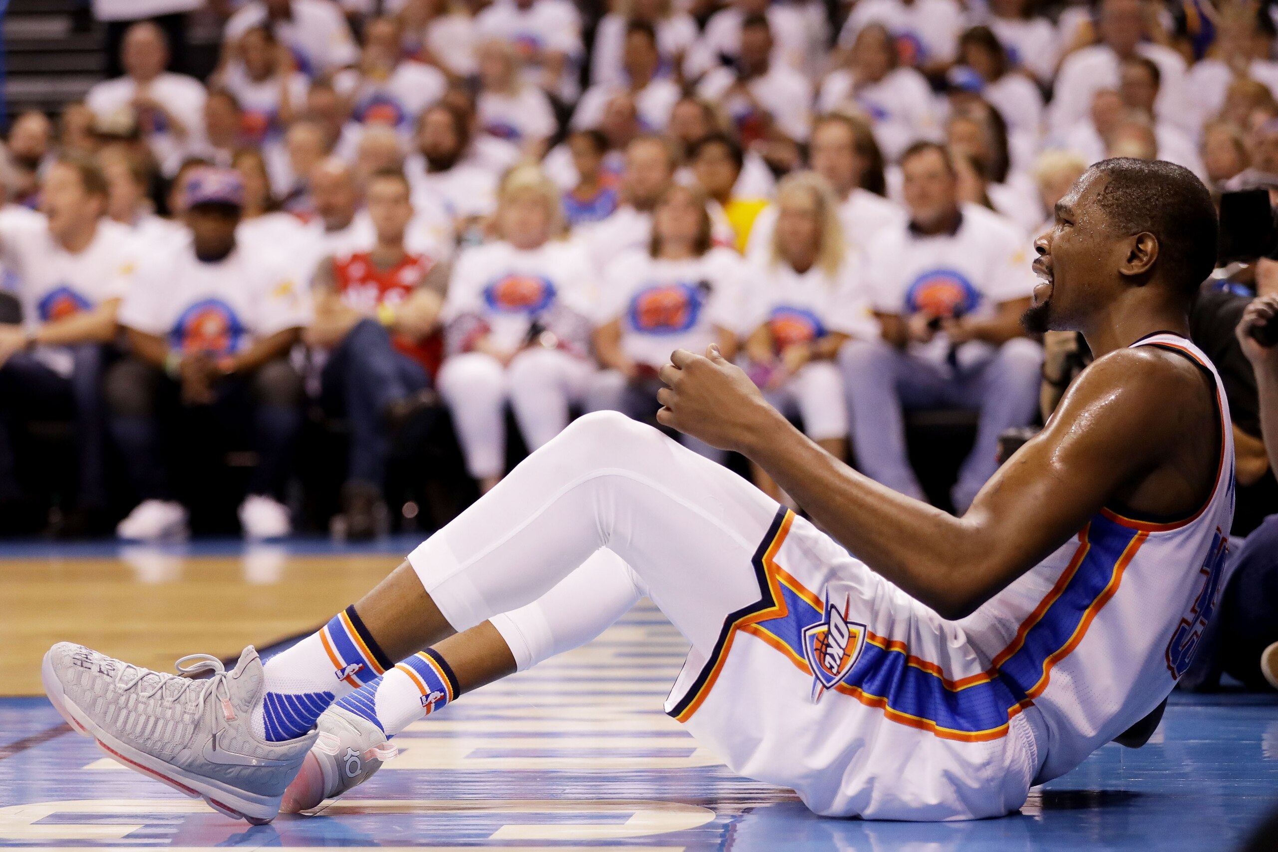 OKLAHOMA CITY, OK - MAY 24: Kevin Durant #35 of the Oklahoma City Thunder reacts in the third quarter against the Golden State Warriors in game four of the Western Conference Finals during the 2016 NBA Playoffs at Chesapeake Energy Arena on May 24, 2016 in Oklahoma City, Oklahoma. NOTE TO USER: User expressly acknowledges and agrees that, by downloading and or using this photograph, User is consenting to the terms and conditions of the Getty Images License Agreement. (Photo by Ronald Martinez/Getty Images) OKLAHOMA CITY, OK - MAY 24: Kevin Durant #35 of the Oklahoma City Thunder reacts in the third quarter against the Golden State Warriors in game four of the Western Conference Finals during the 2016 NBA Playoffs at Chesapeake Energy Arena on May 24, 2016 in Oklahoma City, Oklahoma. NOTE TO USER: User expressly acknowledges and agrees that, by downloading and or using this photograph, User is consenting to the terms and conditions of the Getty Images License Agreement. (Photo by Ronald Martinez/Getty Images)