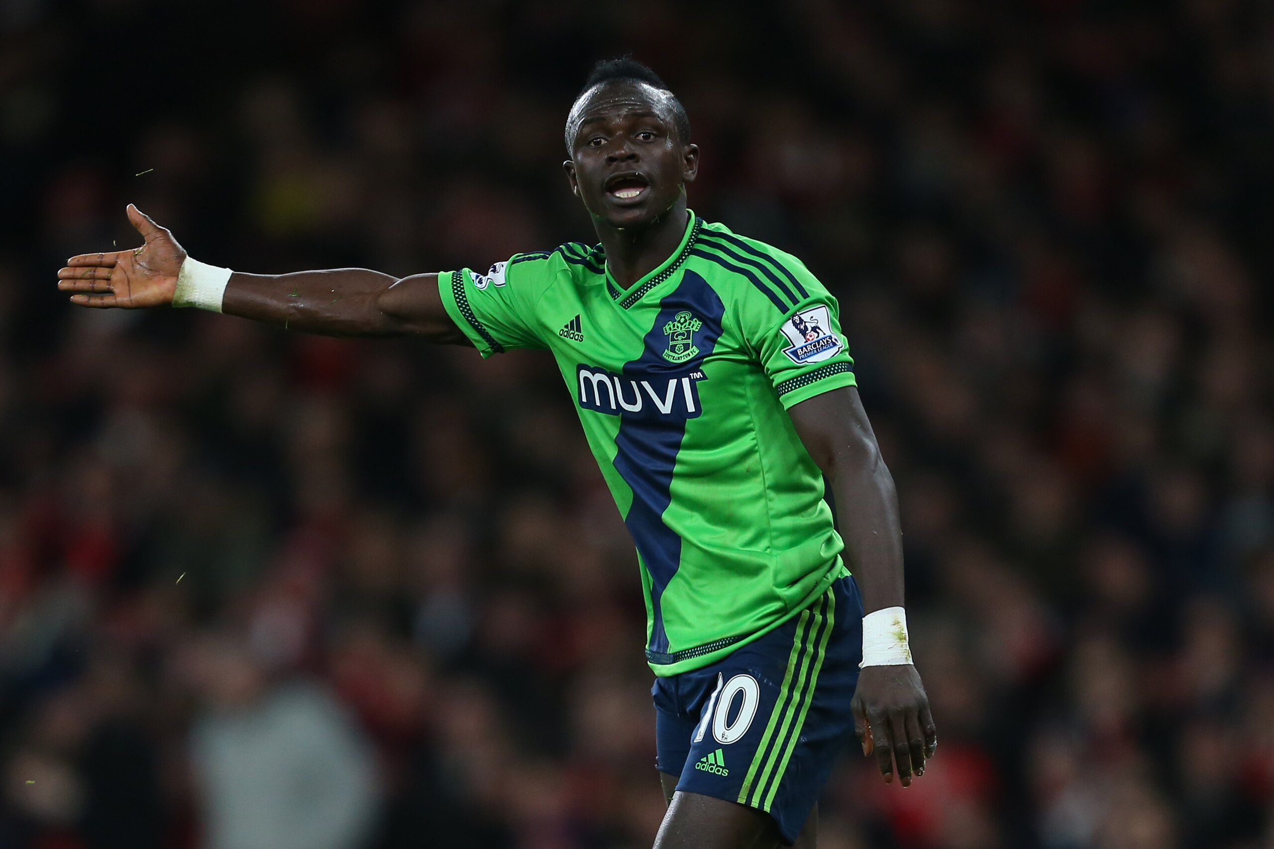 LONDON, ENGLAND - FEBRUARY 02 :  Sadio Mane of Southampton appeals during the Barclays Premier League match between Arsenal and Southampton at the Emirates Stadium on February 2, 2016 in London, England.  (Photo by Catherine Ivill - AMA/Getty Images)