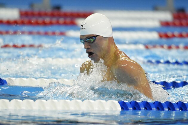 Kevin Cordes swims during the men's 100-meter breaststroke final at the U.S. Olympic swimming trials in Omaha, Neb., Monday, June 27, 2016. Cordes won the race. (AP Photo/Mark J. Terrill)