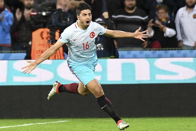 Turkey's Ozan Tufan celebrates after scoring his side's second goal during the Euro 2016 Group D soccer match between the Czech Republic and Turkey at the Bollaert stadium in Lens, France, Tuesday, June 21, 2016. (AP Photo/Geert Vanden Wijngaert)