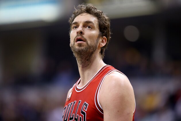 INDIANAPOLIS, INDIANA - MARCH 29:  Pau Gasol #16 of the Chicago Bulls watches the action during the game against the Indiana Pacers at Bankers Life Fieldhouse on March 29, 2016 in Indianapolis, Indiana. NOTE TO USER: User expressly acknowledges and agrees that, by downloading and or using this photograph, User is consenting to the terms and conditions of the Getty Images License Agreement.  (Photo by Andy Lyons/Getty Images)