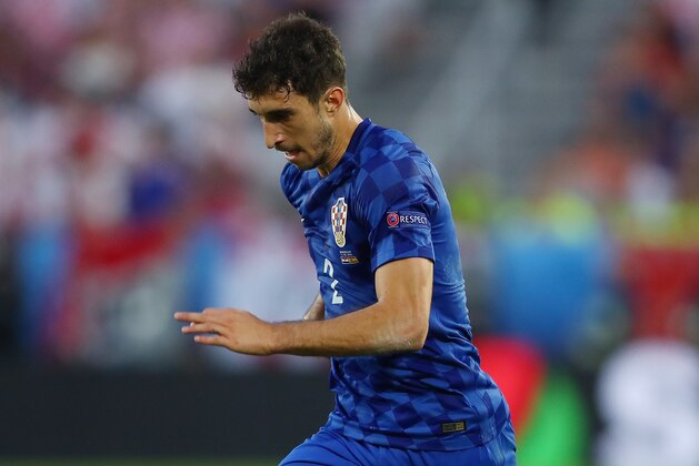 BORDEAUX, FRANCE - JUNE 21:  Sime Vrsaljko of Croatia in action during the UEFA EURO 2016 Group D match between Croatia and Spain at Stade Matmut Atlantique on June 21, 2016 in Bordeaux, France.  (Photo by Dean Mouhtaropoulos/Getty Images)