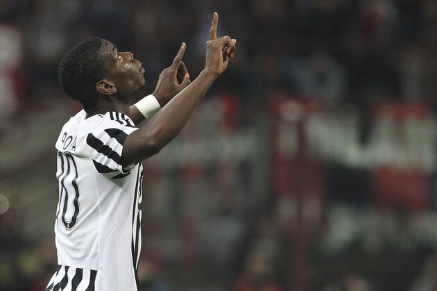 MILAN, ITALY - APRIL 09:  Paul Pogba of Juventus FC celebrates his goal during the Serie A match between AC Milan and Juventus FC at Stadio Giuseppe Meazza on April 9, 2016 in Milan, Italy.  (Photo by Marco Luzzani/Getty Images)