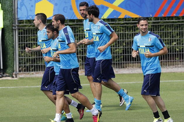 Italy's Mattia De Sciglio, right, attends with his teammates a training session at the Bernard Gasset center in Montpellier, France, Wednesday, June 29, 2016. Italy will face Germany in a Euro 2016 quarter final soccer match in Bordeaux on Saturday, July 2, 2016. (AP Photo/Antonio Calanni)