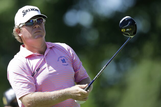 William McGirt tees off on the third hole during the first round of the Bridgestone Invitational golf tournament at Firestone Country Club, Thursday, June 30, 2016, in Akron, Ohio. (AP Photo/Tony Dejak)