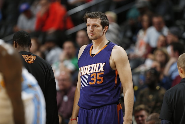 Phoenix Suns forward Mirza Teletovic (35) in the first half of an NBA basketball game Thursday, March 10, 2016, in Denver. (AP Photo/David Zalubowski)