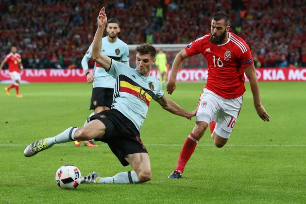 Thomas Meunier of Belgium, Joe Ledley of Wales during the UEFA EURO 2016 quarter final match between Wales and Belgium on July 2, 2016 at the Stade Pierre Mauroy in Lille, France.(Photo by VI Images via Getty Images)