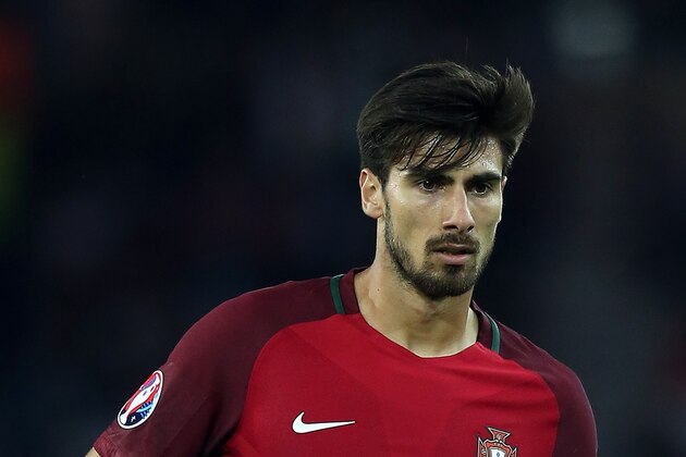 PARIS, FRANCE - JUNE 18: Andre Gomes of Portugal looks on during the UEFA Euro 2016 Group F match between the Portugal and Austria at Parc des Princes on June 18, 2016 in Paris, France. (Photo by Chris Brunskill Ltd/Getty Images)