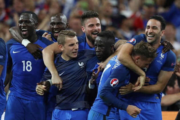 France's players celebrate after winning  the Euro 2016 semi-final football match between Germany and France at the Stade Velodrome in Marseille on July 7, 2016. / AFP / Valery HACHE        (Photo credit should read VALERY HACHE/AFP/Getty Images)