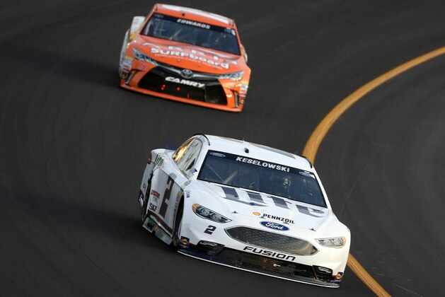 SPARTA, KY - JULY 09: Brad Keselowski, driver of the #2 Miller Lite Ford, leads a pack of cars during the NASCAR Sprint Cup Series Quaker State 400 at Kentucky Speedway on July 9, 2016 in Sparta, Kentucky.  (Photo by Jerry Markland/Getty Images)
