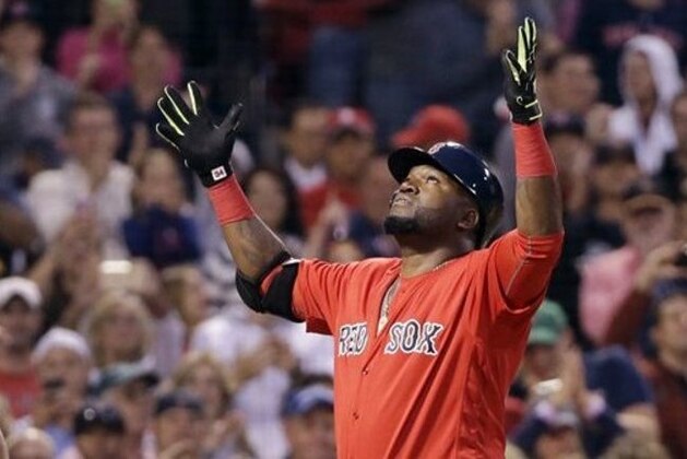 Boston Red Sox designated hitter David Ortiz gestures skyward at the plate after his solo homer in the fourth inning of a baseball game against the Tampa Bay Rays at Fenway Park, Friday, July 8, 2016, in Boston. (AP Photo/Elise Amendola) Boston Red Sox designated hitter David Ortiz gestures skyward at the plate after his solo homer in the fourth inning of a baseball game against the Tampa Bay Rays at Fenway Park, Friday, July 8, 2016, in Boston. (AP Photo/Elise Amendola)
