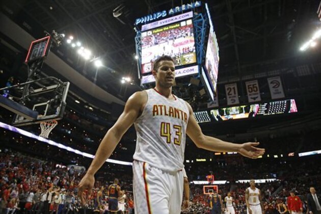 Atlanta Hawks forward Kris Humphries (43) walks off the court at the half against the Cleveland Cavaliers in the first half of Game 3 of the second-round NBA basketball playoff series, Friday, May 6, 2016, in Atlanta. (AP Photo/John Bazemore)