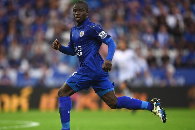 LEICESTER, ENGLAND - MAY 07: N'Golo Kante of Leicester City in action during the Barclays Premier League match between Leicester City and Everton at The King Power Stadium on May 7, 2016 in Leicester, United Kingdom.  (Photo by Laurence Griffiths/Getty Images)