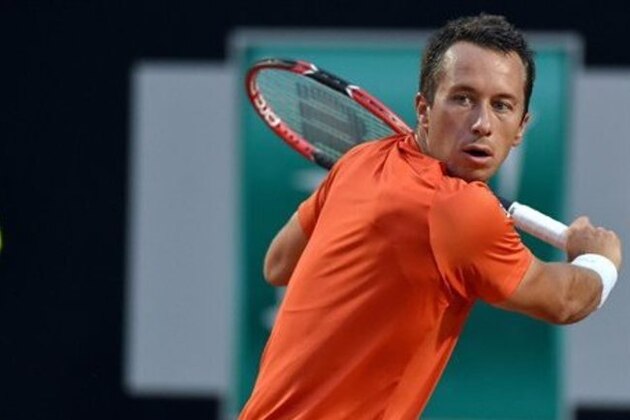 Philipp Kohlschreiber of Germany returns the ball to Rafael Nadal of Spainduring their match at the Italian Open tennis tournament, in Rome, Wednesday, May 11, 2016. (Ettore Ferrari/ANSA via AP Photo) ITALY OUT