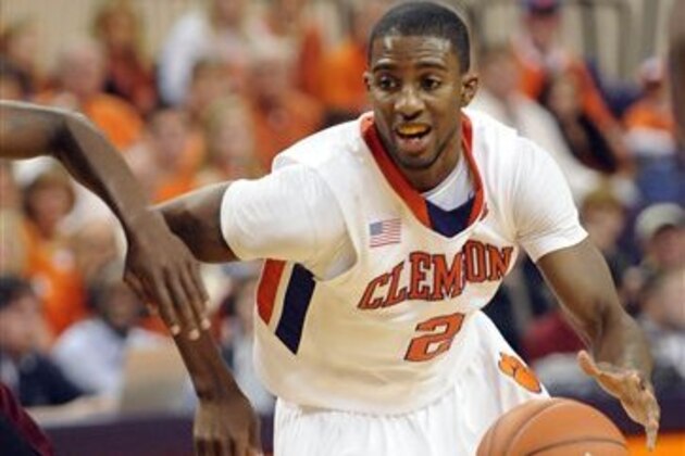 Clemson's Demontez Stitt (20) presses upcourt during the second half of their NCAA college basketball game against South Carolina Sunday, Dec. 6, 2009, at Littlejohn Coliseum in Clemson, S.C. (AP Photo/Richard Shiro)