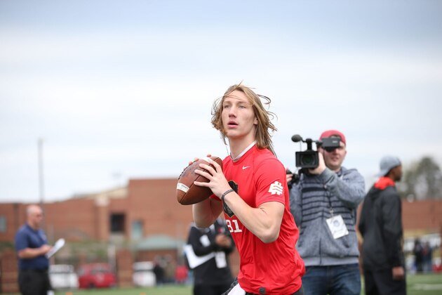 Clemson and Georgia are in a heated battle to land 2018 5-star QB Trevor Lawrence.