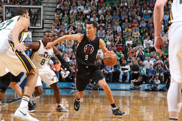 SALT LAKE CITY, UT  - APRIL 8: Pablo Prigioni #9 of the Los Angeles Clippers drives to the basket against the Utah Jazz during the game on April 8, 2016 at Vivint Smart Home Arena in Salt Lake City, Utah. NOTE TO USER: User expressly acknowledges and agrees that, by downloading and or using this Photograph, user is consenting to the terms and conditions of the Getty Images License Agreement. Mandatory Copyright Notice: Copyright 2016 NBAE (Photo by Melissa Majchrzak/NBAE via Getty Images)