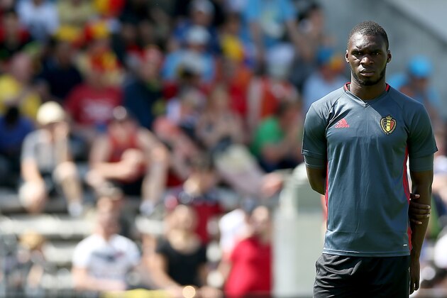 BORDEAUX, FRANCE - JUNE 08: Christian Benteke looks on during the Belgium soccer team training at stade Chaban Delmas on June 8, 2016 in Bordeaux, France.  (Photo by Romain Perrocheau/Getty Images)