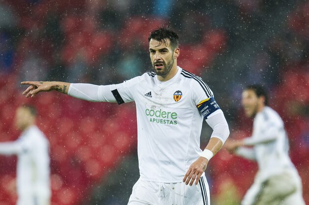 BILBAO, SPAIN - MARCH 10:  Alvaro Negredo of Athletic Club reacts during the UEFA Europa League Round of 16: First Leg match between Athletic Club and Valencia CF at San Mames Stadium on March 10, 2016 in Bilbao, Spain.  (Photo by Juan Manuel Serrano Arce/Getty Images)