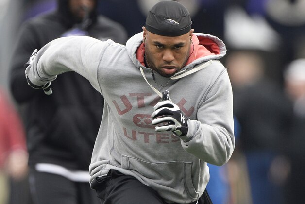 Nov 1, 2015; Baltimore, MD, USA; Baltimore Ravens wide receiver Steve Smith (89) runs a route prior to the game against the San Diego Chargers at M&T Bank Stadium. Mandatory Credit: Tommy Gilligan-USA TODAY Sports