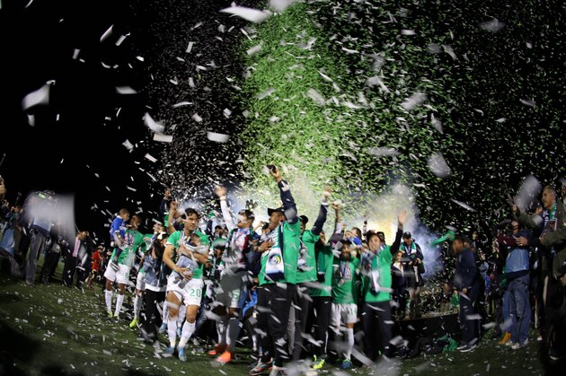 The New York Cosmos celebrate after winning the 2015 NASL championship.