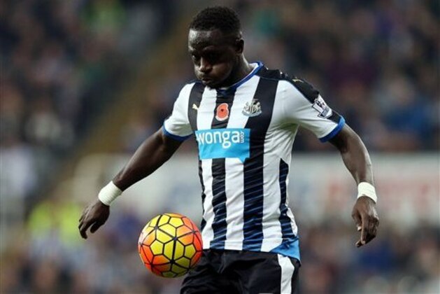 Newcastle United's Moussa Sissoko during their English Premier League soccer match between Newcastle United and Stoke City at St James' Park, Newcastle, England, Saturday, Oct. 31, 2015. (AP Photo/Scott Heppell)