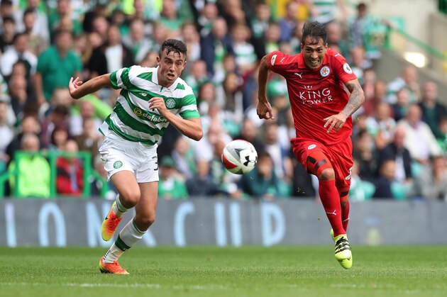 GLASGOW, SCOTLAND - JULY 23:  Eoghan O'Connell of Celtic vies with Leonardo Ulloa of Leicester City during the Pre Seanon Friendly match between Cetlic and Leicester City at Celtic Park Stadium on July 23, 2016 in Glasgow, Scotland. (Photo by Ian MacNicol/Getty Images)