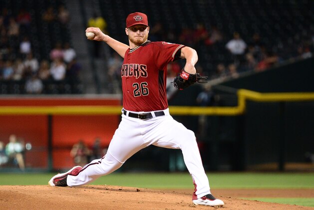 PHOENIX, AZ - JULY 06:  Shelby Miller #26 of the Arizona Diamondbacks delivers a pitch during the first inning against the San Diego Padres at Chase Field on July 6, 2016 in Phoenix, Arizona.  (Photo by Jennifer Stewart/Getty Images)