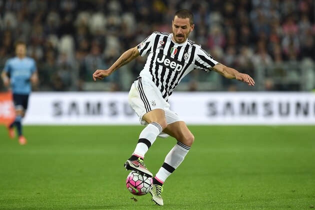 TURIN, ITALY - APRIL 20:  Leonardo Bonucci of Juventus FC in action during the Serie A match between Juventus FC and SS Lazio at Juventus Arena on April 20, 2016 in Turin, Italy.  (Photo by Valerio Pennicino/Getty Images)