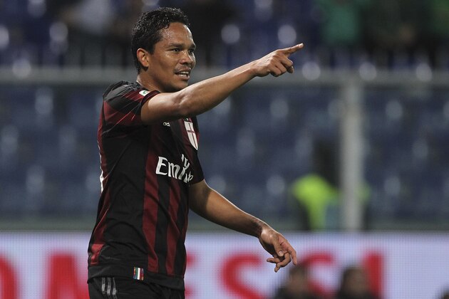 GENOA, ITALY - APRIL 17:  Carlos Bacca of AC Milan celebrates after scoring the opening goal during the Serie A match between UC Sampdoria and AC Milan at Stadio Luigi Ferraris on April 17, 2016 in Genoa, Italy.  (Photo by Marco Luzzani/Getty Images)
