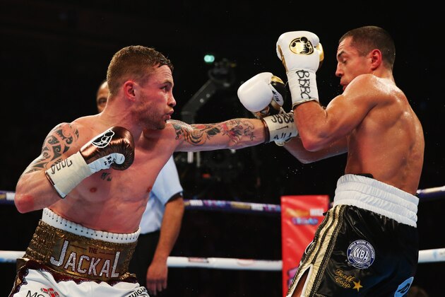 MANCHESTER, ENGLAND - FEBRUARY 27:  Carl Frampton (L) and Scott Quigg in action during their World Super-Bantamweight title contest at Manchester Arena on February 27, 2016 in Manchester, England.  (Photo by Alex Livesey/Getty Images)
