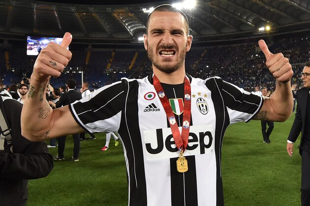 ROME, ITALY - MAY 21: Leonardo Bonucci of Juventus FC celebrates the victory after the TIM Cup match between AC Milan and Juventus FC at Stadio Olimpico on May 21, 2016 in Rome, Italy.  (Photo by Giuseppe Bellini/Getty Images)