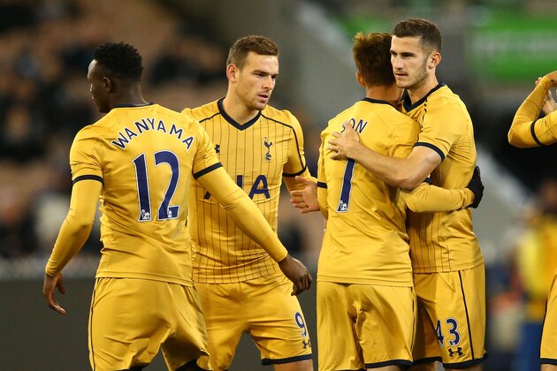 MELBOURNE, AUSTRALIA - JULY 26:  Victor Wanyama, Vincent Janssen and Dominic Ball of Tottenham Hotspur embrace during the 2016 International Champions Cup match between Juventus FC and Tottenham Hotspur at Melbourne Cricket Ground on July 26, 2016 in Melbourne, Australia.  (Photo by Scott Barbour/Getty Images)