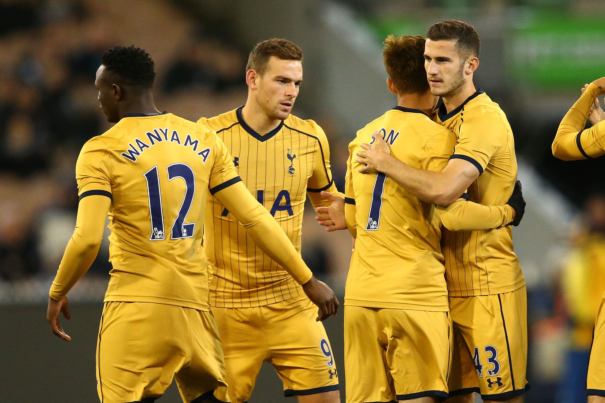 MELBOURNE, AUSTRALIA - JULY 26:  Victor Wanyama, Vincent Janssen and Dominic Ball of Tottenham Hotspur embrace during the 2016 International Champions Cup match between Juventus FC and Tottenham Hotspur at Melbourne Cricket Ground on July 26, 2016 in Melbourne, Australia.  (Photo by Scott Barbour/Getty Images)