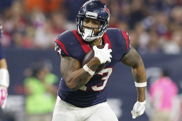 Oct 8, 2015; Houston, TX, USA; Houston Texans running back Arian Foster (23) runs with the ball against the Indianapolis Colts at NRG Stadium. Mandatory Credit: Matthew Emmons-USA TODAY Sports