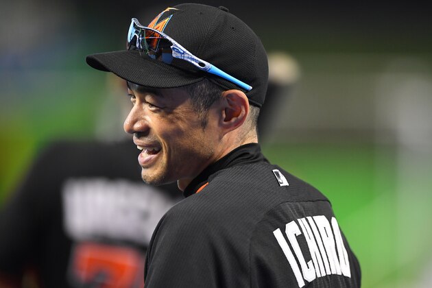 MIAMI, FL - JULY 28:  Ichiro Suzuki #51 of the Miami Marlins takes batting practice before the game between St Louis Cardinals and Miami Marlins at Marlins Park on July 28, 2016 in Miami, Florida.  (Photo by Masterpress/Getty Images)