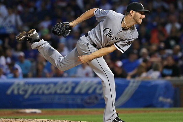 CHICAGO, IL - JULY 28:  Starting pitcher Chris Sale #49 of the Chicago White Sox delivers the ball against the Chicago Cubs at Wrigley Field on July 28, 2016 in Chicago, Illinois.  (Photo by Jonathan Daniel/Getty Images)