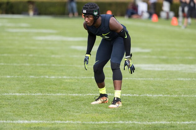 Texas offered and flipped a big-time corner prospect last week in 3-star Josh Thompson.