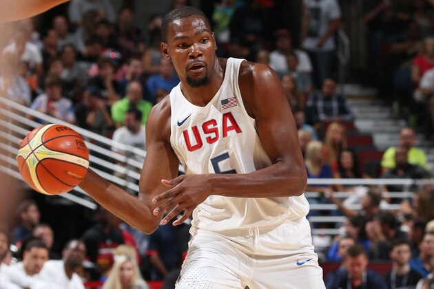 CHICAGO, IL - JULY 29: Kevin Durant #5 of the USA Basketball Men's National Team handles the ball against Venezuela  on July 29, 2016 at the United Center in Chicago, Illinois. NOTE TO USER: User expressly acknowledges and agrees that, by downloading and or using this Photograph, user is consenting to the terms and conditions of the Getty Images License Agreement. Mandatory Copyright Notice: Copyright 2016 NBAE (Photo by Gary Dineen/NBAE via Getty Images)