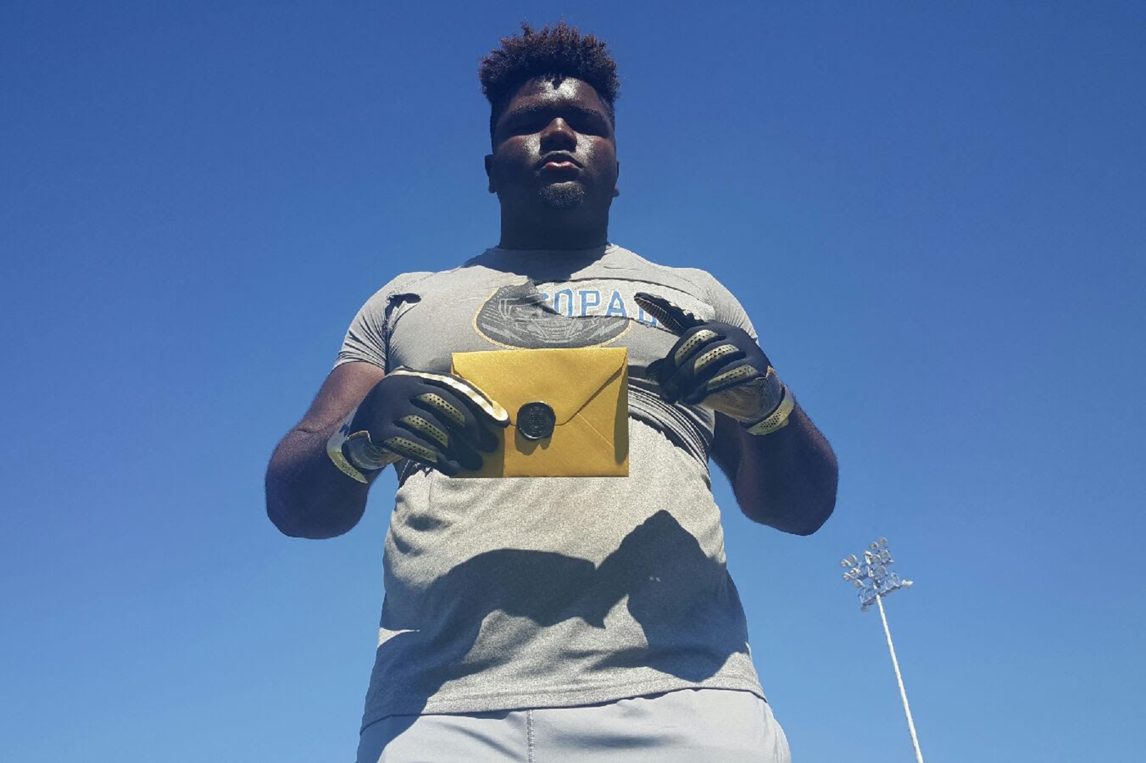 As the nation's No. 1 defensive tackle and No. 3 overall player in the 2017 class, Marvin Wilson is a big guy with bigger aspirations to get better every day. Wilson has 26 reported offers.