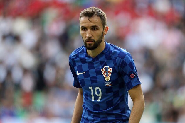 SAINT-ETIENNE, FRANCE - JUNE 17:  Milan Badelj of Croatia in action during the UEFA EURO 2016 Group D match between Czech Republic and Croatia at Stade Geoffroy-Guichard on June 17, 2016 in Saint-Etienne, France.  (Photo by Matthew Ashton - AMA/Getty Images)