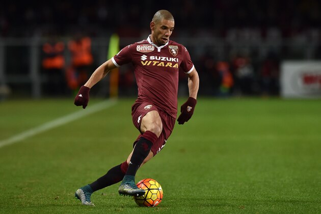 TURIN, ITALY - JANUARY 16:  Bruno Peres of Torino FC in action during the Serie A match between Torino FC and Frosinone Calcio at Stadio Olimpico di Torino on January 16, 2016 in Turin, Italy.  (Photo by Valerio Pennicino/Getty Images)
