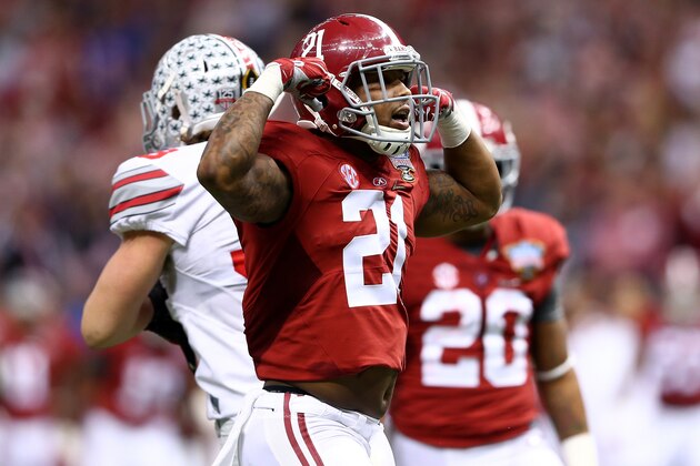 NEW ORLEANS, LA - JANUARY 01:  Maurice Smith #21 of the Alabama Crimson Tide celebrates a stop in the first half against the Ohio State Buckeyes during the All State Sugar Bowl at the Mercedes-Benz Superdome on January 1, 2015 in New Orleans, Louisiana.  (Photo by Streeter Lecka/Getty Images)