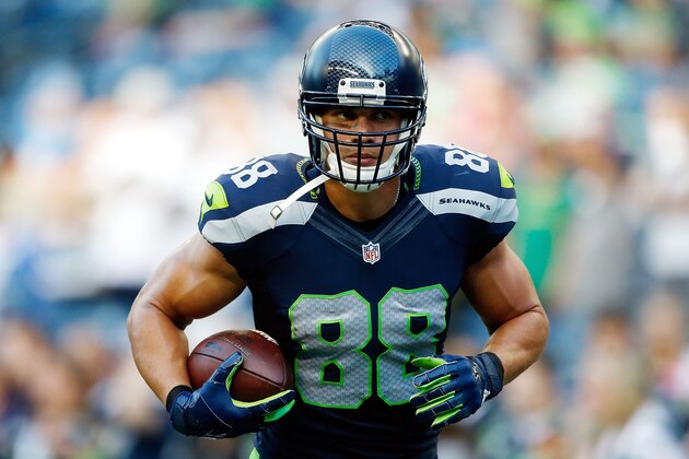 SEATTLE, WA - OCTOBER 05:  Jimmy Graham #88 of the Seattle Seahawks warms up prior to the game against the Detroit Lions at CenturyLink Field on October 5, 2015 in Seattle, Washington.  (Photo by Otto Greule Jr/Getty Images)